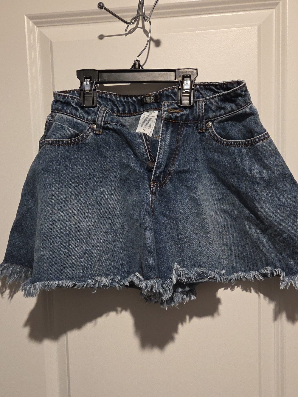 Frayed Hem Mid-Rise Blue Denim Jean Shorts - Women's